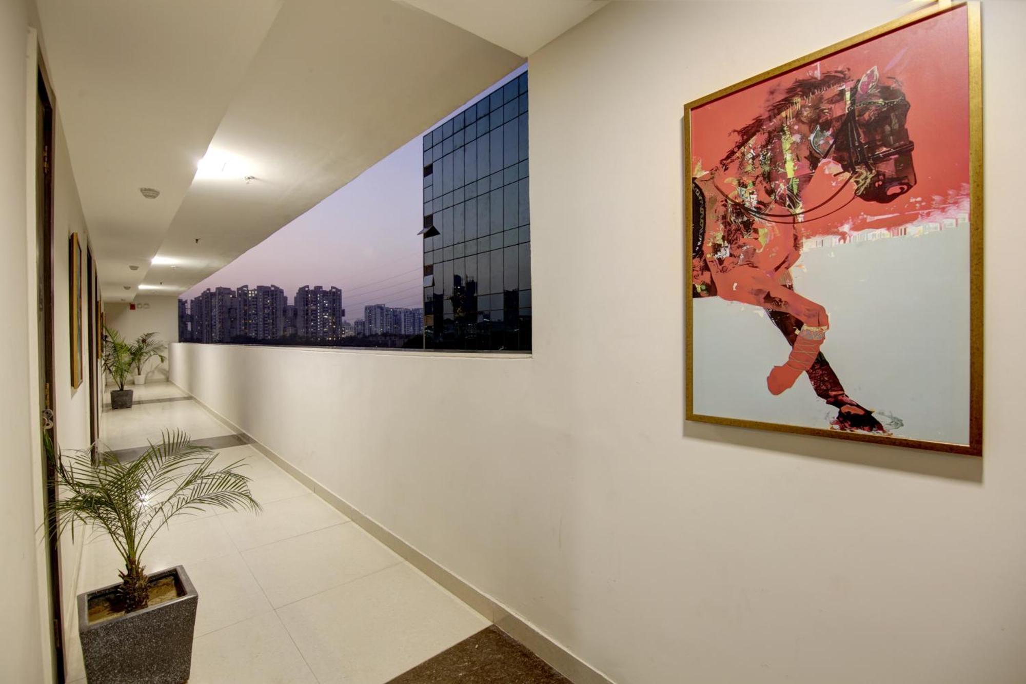 Saltstayz Premier - Golf Course Extension Road Gurgaon Esterno foto