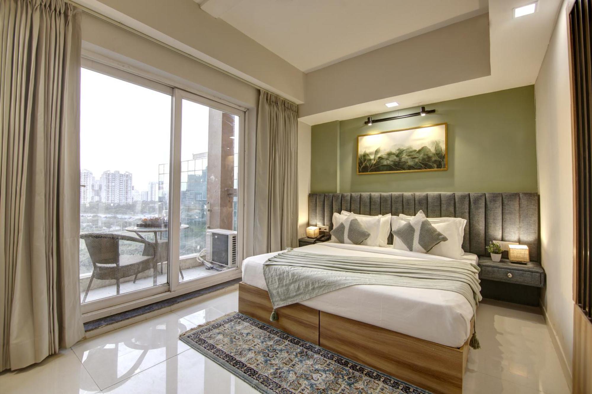Saltstayz Premier - Golf Course Extension Road Gurgaon Esterno foto