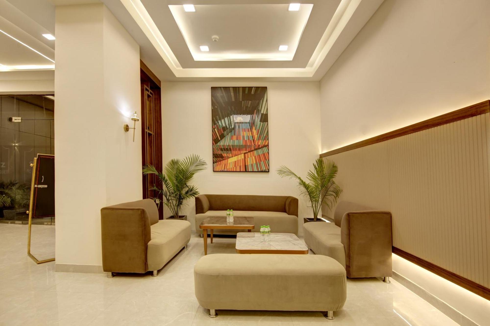 Saltstayz Premier - Golf Course Extension Road Gurgaon Esterno foto