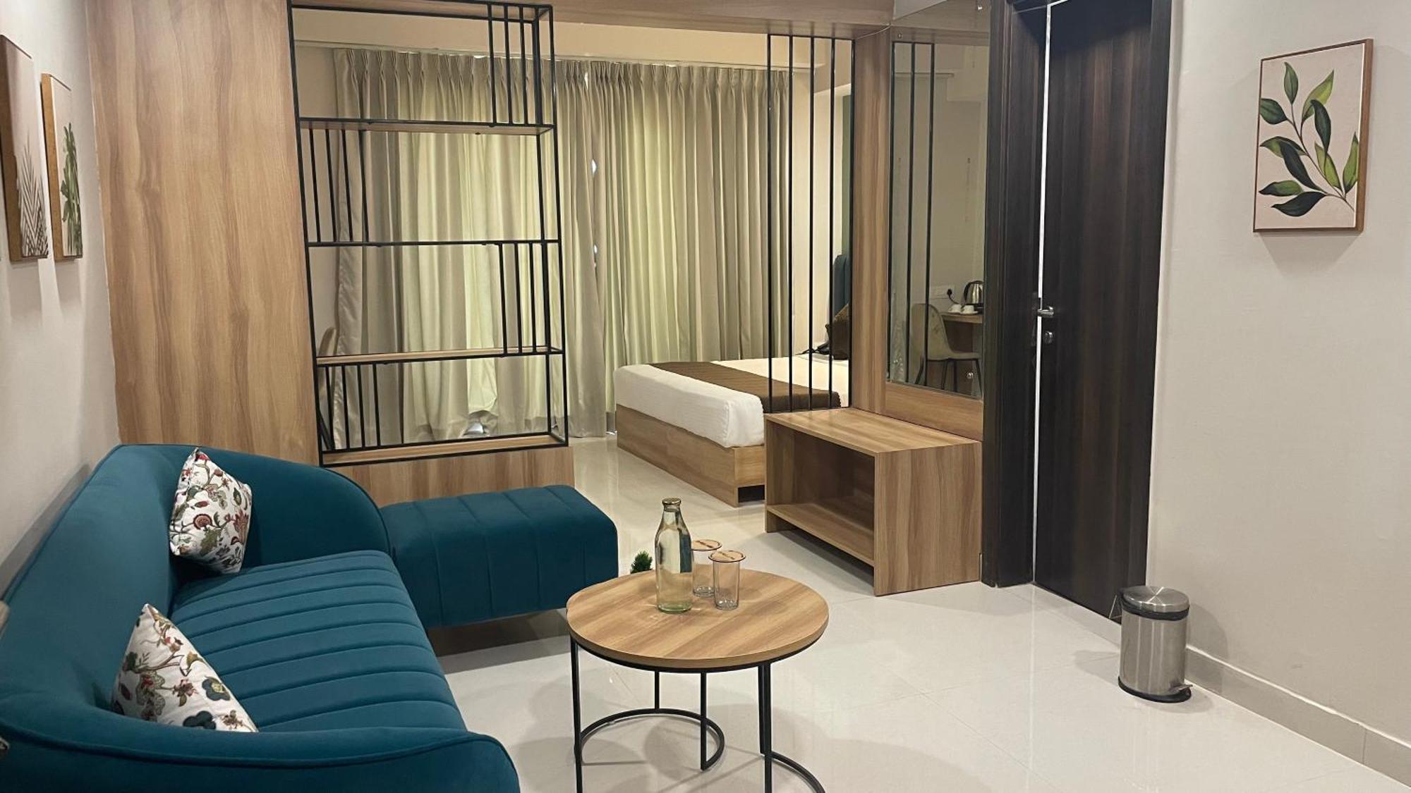 Saltstayz Premier - Golf Course Extension Road Gurgaon Esterno foto